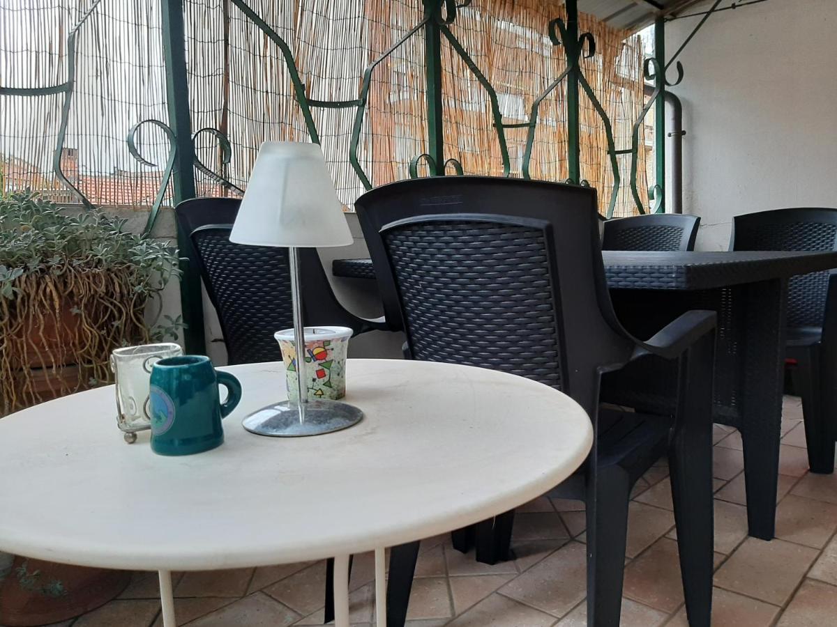 Apartment In Colore